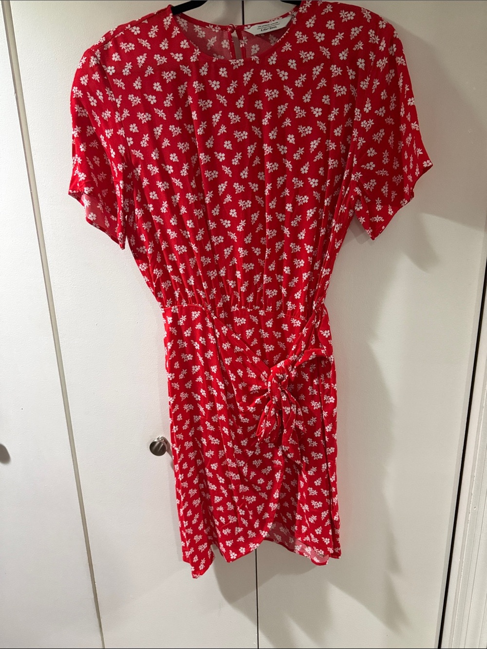 & Other Stories Red Floral Tie-Waist Tunic Dress